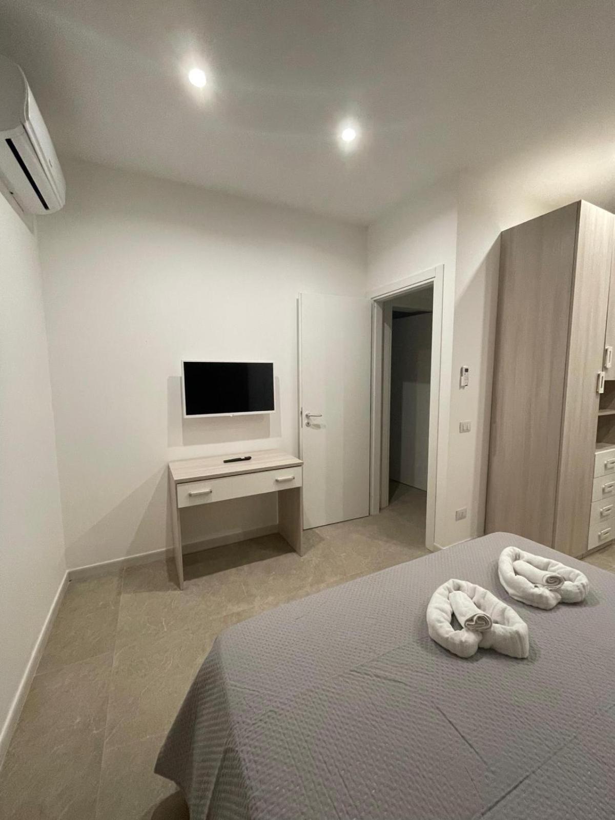 Casa Vacanze Soraja Palermo Luaran gambar